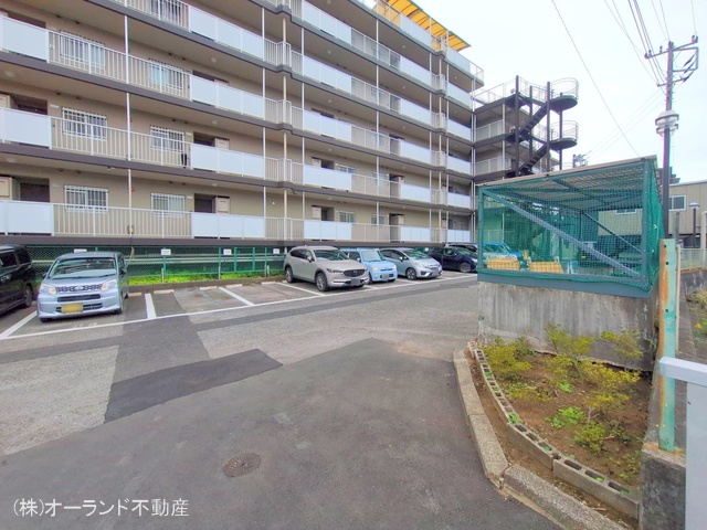 千葉県船橋市前原西4丁目のマンション『パレ・ドール津田沼』外観写真 2025年10月28日撮影