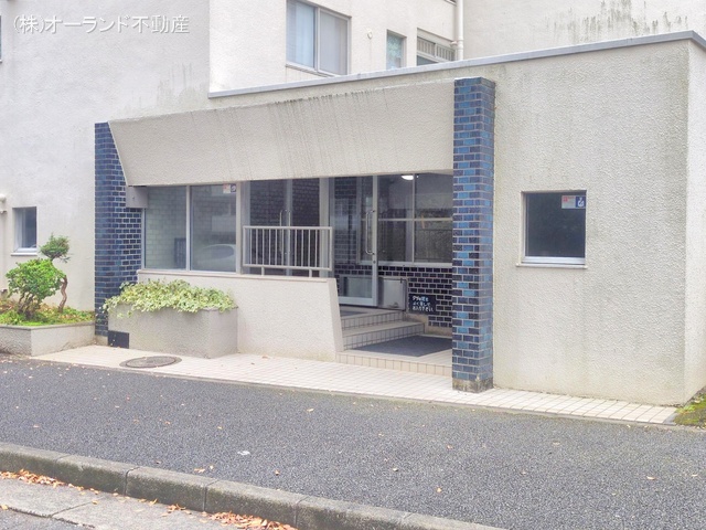 千葉県松戸市常盤平3丁目のマンション『ときわ平サニーハイツ』外観写真 2025年11月12日撮影