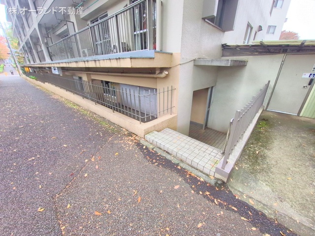 千葉県松戸市常盤平3丁目のマンション『ときわ平サニーハイツ』外観写真 2025年11月12日撮影