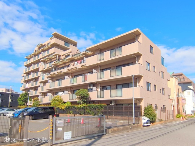 千葉県船橋市海神町南１丁目のマンション『クリオ西船橋弐番館』外観写真 2025年11月18日撮影