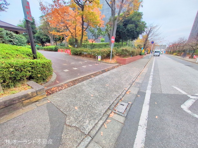 千葉県松戸市新松戸6丁目のマンション『サンライトパストラル弐番街C棟』外観写真 2025年12月1日撮影
