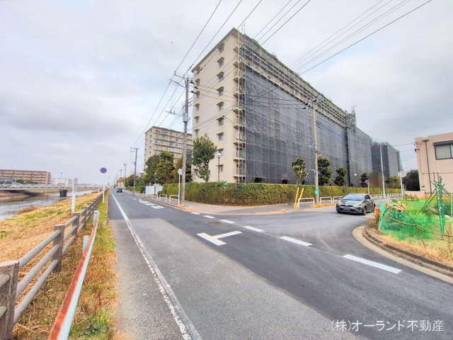 千葉県松戸市新松戸6丁目のマンション『サンライトパストラル弐番街C棟』外観写真 2025年12月1日撮影