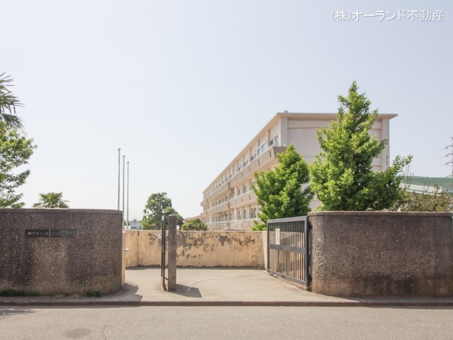 松戸市立栗ケ沢中学校 距離1190m