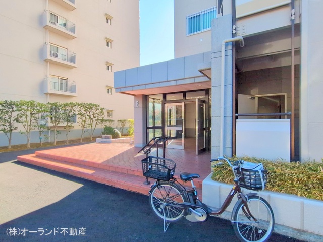 千葉県松戸市新松戸７丁目のマンション『新松戸西パークハウスB棟』外観写真 2025年12月14日撮影