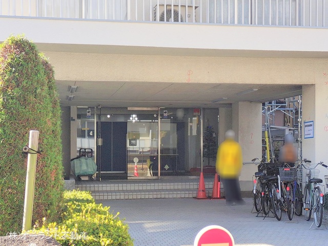 千葉県市川市南行徳３丁目のマンション『興人浦安マンション』外観写真 2024年12月9日撮影