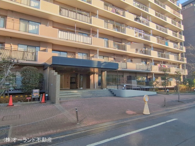 千葉県市川市田尻３丁目のマンション『ルミナス原木中山』エントランス写真 2026年1月12日撮影