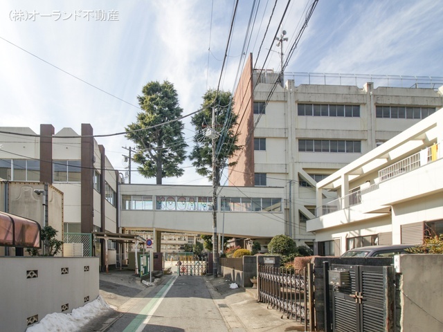 松戸市立小金小学校　距離800m