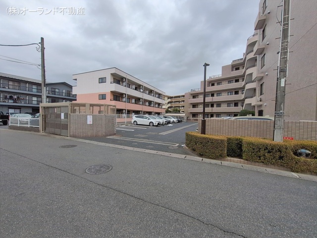 千葉県船橋市行田町のマンション『ロイヤルシャトー船橋塚田』外観写真 2026年2月9日撮影