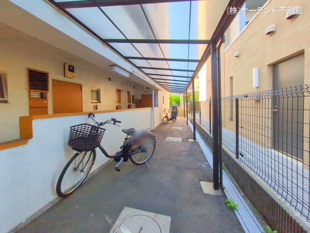 千葉県市川市新井３丁目のマンション『行徳第一アクウェリヤスハイツ』外観写真 2025年11月25日撮影