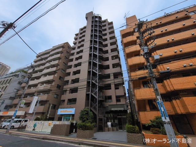 千葉県市川市南八幡4丁目のマンション『ナイスアーバン本八幡』外観写真 2026年3月1日撮影