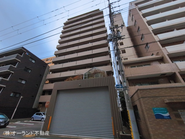 千葉県市川市南八幡4丁目のマンション『ナイスアーバン本八幡』外観写真 2026年3月1日撮影