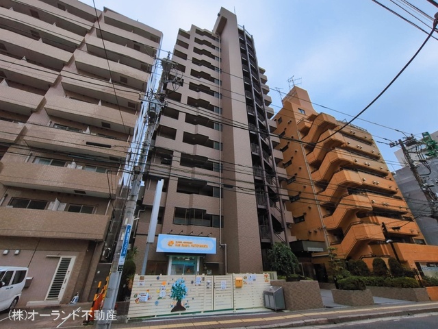 千葉県市川市南八幡4丁目のマンション『ナイスアーバン本八幡』外観写真 2026年3月1日撮影