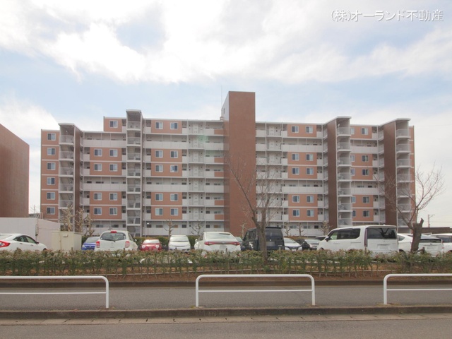 千葉県松戸市新松戸北２丁目のマンション『新松戸ファミールハイツ4号棟』外観写真 2023年2月28日撮影