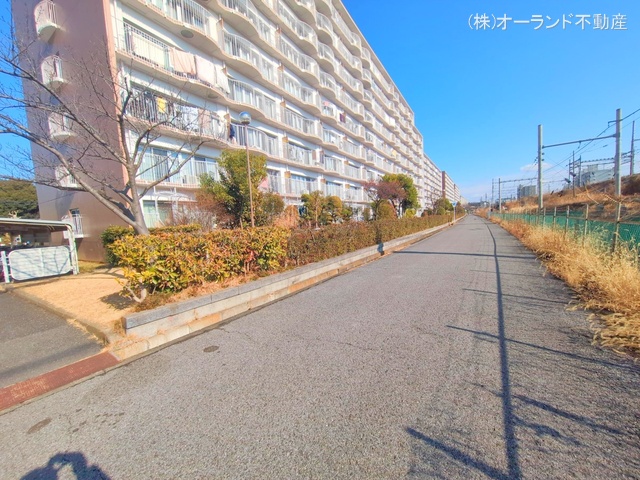 千葉県松戸市新松戸北2丁目のマンション『新松戸ファミールハイツ4号棟』外観写真 2025年1月20日撮影