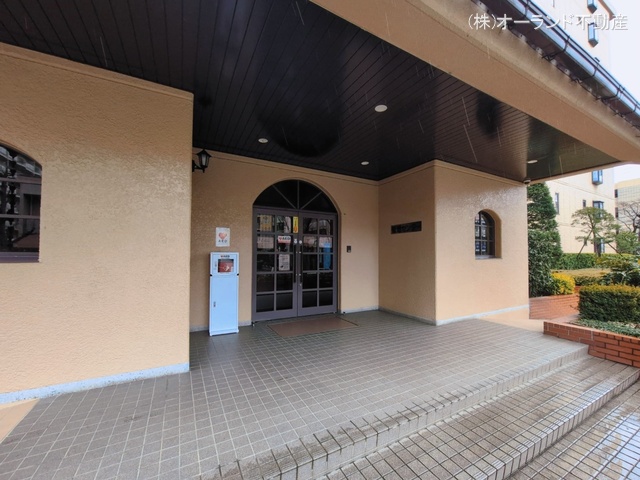 千葉県松戸市新松戸３丁目のマンション『新松戸アゼリアパークハウスB棟』外観写真 2026年3月9日撮影