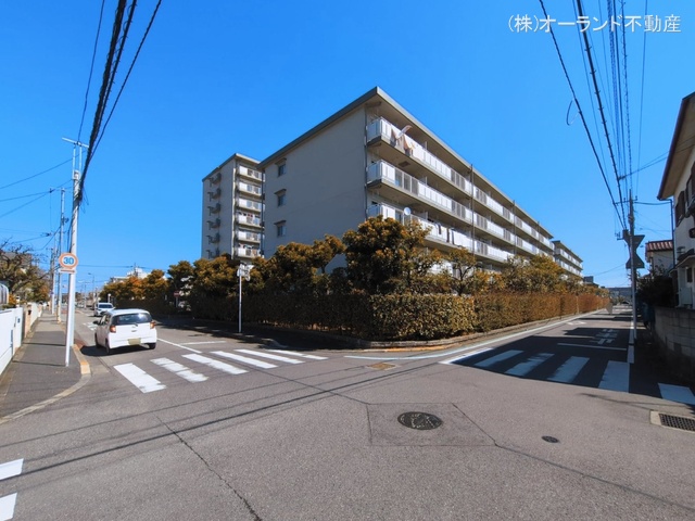 千葉県松戸市新松戸南２丁目のマンション『新松戸ユーカリパークハウスB棟』外観写真 2026年3月10日撮影