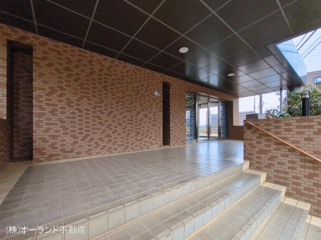 千葉県船橋市二宮１丁目のマンション『ライオンズマンション船橋薬園台』エントランス写真 2026年3月2日撮影