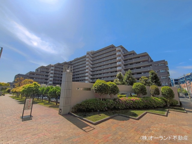 千葉県市川市鬼高３丁目のマンション『ファミール市川ガーデンプラザ・ウエスト』外観写真 2026年4月16日撮影