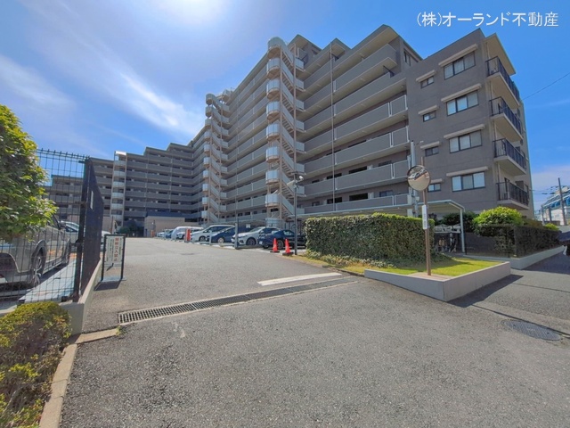 千葉県市川市鬼高３丁目のマンション『ファミール市川ガーデンプラザ・ウエスト』外観写真 2026年4月16日撮影