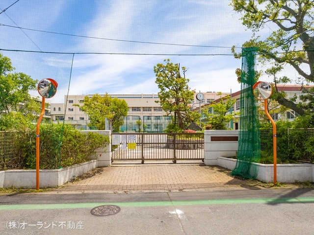 市川市立第六中学校　距離520m