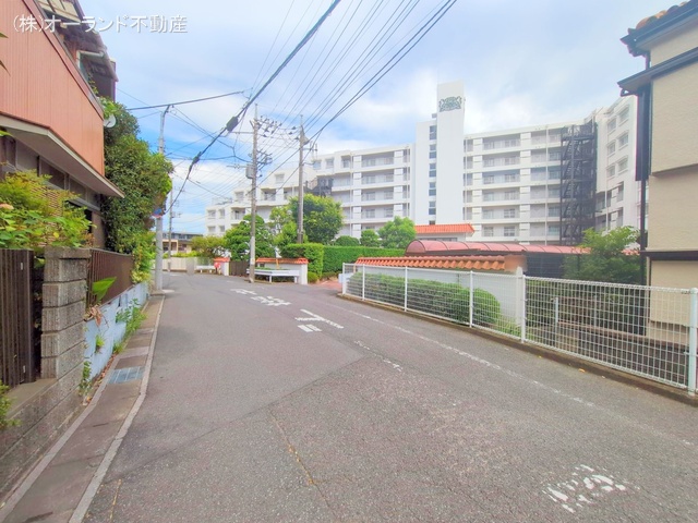 千葉県松戸市東平賀のマンション『ライオンズマンションロワイヤル北小金』外観写真 2025年6月22日撮影