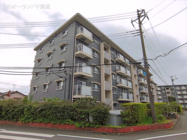 千葉県船橋市三山5丁目のマンション『京成サンコーポ三山3号棟』外観写真 2026年4月26日撮影