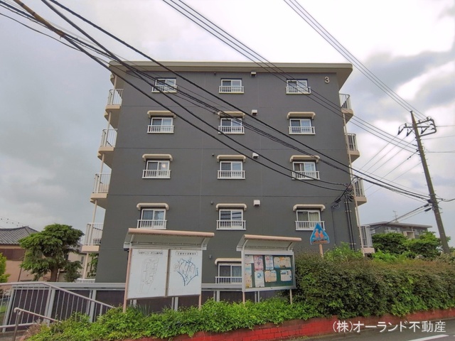 千葉県船橋市三山5丁目のマンション『京成サンコーポ三山3号棟』外観写真 2026年4月26日撮影