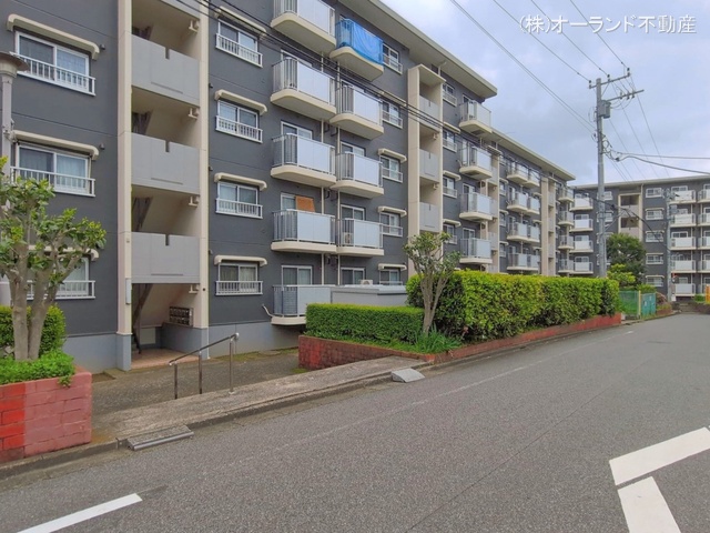 千葉県船橋市三山5丁目のマンション『京成サンコーポ三山3号棟』外観写真 2026年4月26日撮影