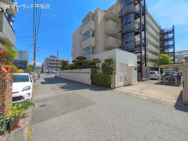 千葉県市川市関ケ島のマンション『東急ドエルアルス行徳』外観写真 2026年5月12日撮影