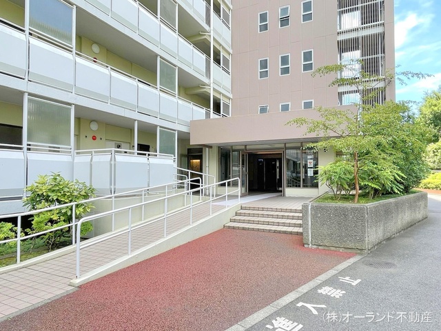 千葉県松戸市新松戸3丁目のマンション『新松戸南パークハウスB棟』外観写真 2024年7月28日撮影