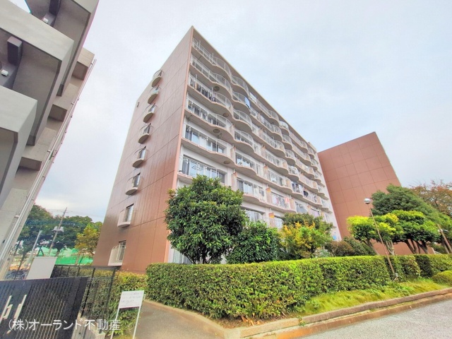 千葉県松戸市新松戸北２丁目のマンション『新松戸ファミールハイツ6号棟』外観写真 2025年10月28日撮影