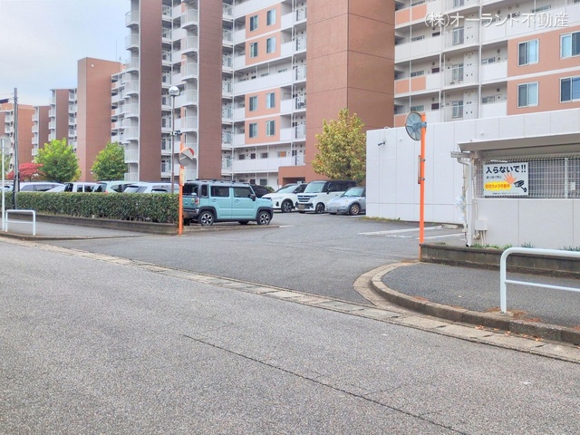 千葉県松戸市新松戸北２丁目のマンション『新松戸ファミールハイツ6号棟』外観写真 2025年10月28日撮影