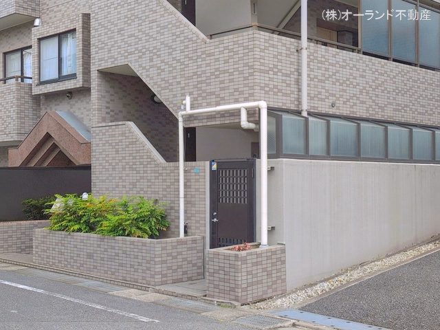 千葉県船橋市前原西7丁目のマンション『ナイスアーバン津田沼』外観写真 2026年6月11日撮影