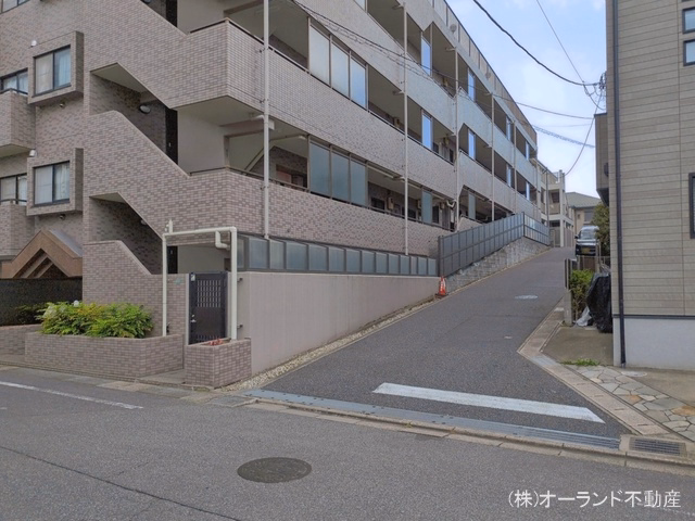 千葉県船橋市前原西7丁目のマンション『ナイスアーバン津田沼』外観写真 2026年6月11日撮影