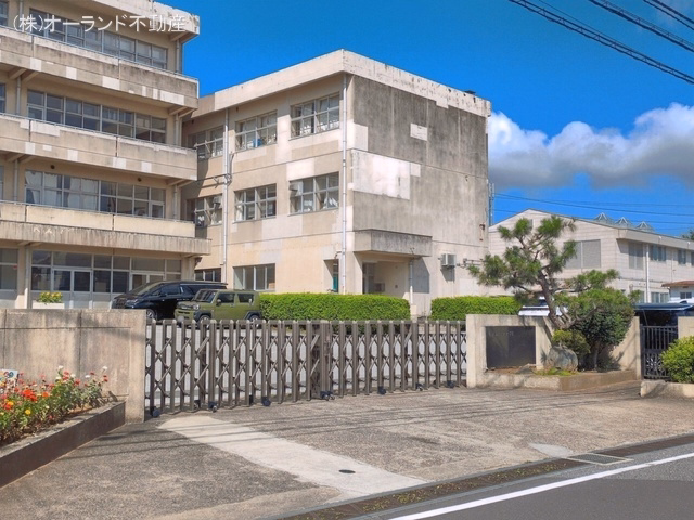 松戸市立六実中学校