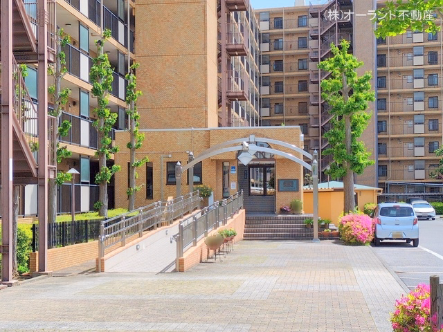 ライオンズマンション市川本八幡 外観