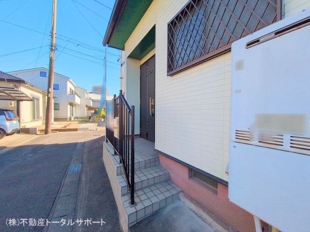 愛知県稲沢市長野3丁目の中古戸建て完成写真 2024年12月8日撮影