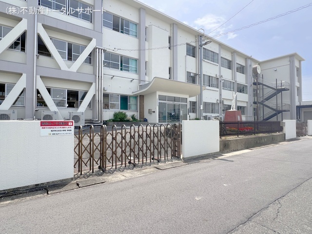 稲沢市立法立小学校　距離350m