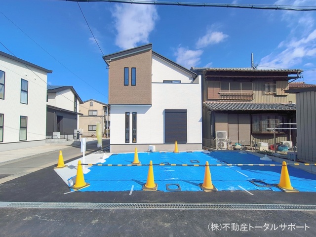 愛知県あま市木田西山の新築戸建て外構写真 2026年2月16日撮影