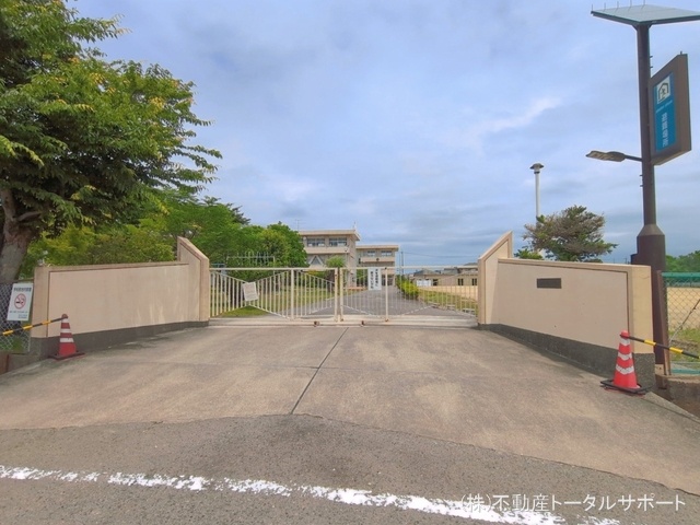 稲沢市立坂田小学校　距離550m