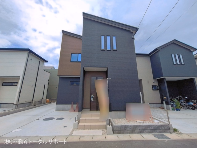 新築戸建て 海部郡第2大治町長牧中道 2号棟 完成