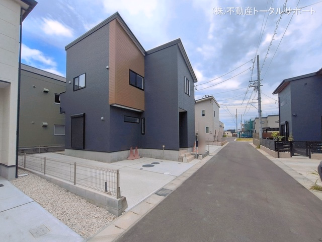 新築戸建て 海部郡第2大治町長牧中道 2号棟 完成