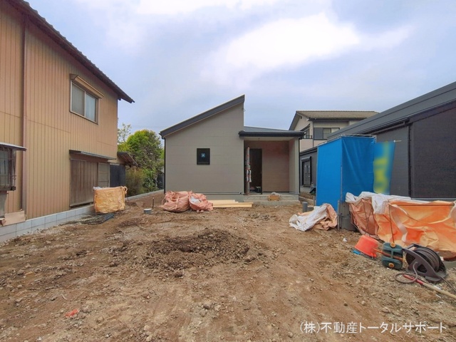 愛知県稲沢市平和町　法立北瀬古の新築戸建て外構写真 2026年4月14日撮影