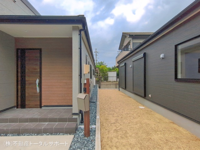 愛知県稲沢市平和町 法立北瀬古の新築戸建て完成写真 2026年5月7日撮影