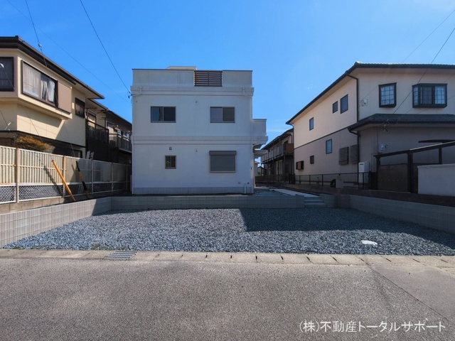 愛知県稲沢市平和町　西光坊宮西の中古戸建て完成写真 2026年3月8日撮影