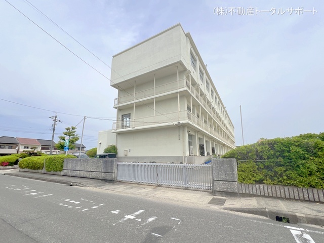 あま市立甚目寺西小学校　距離1200m