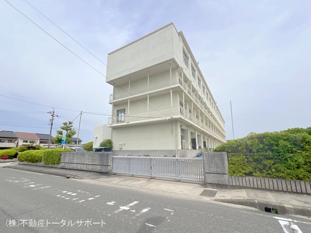 あま市立甚目寺西小学校　距離1200m