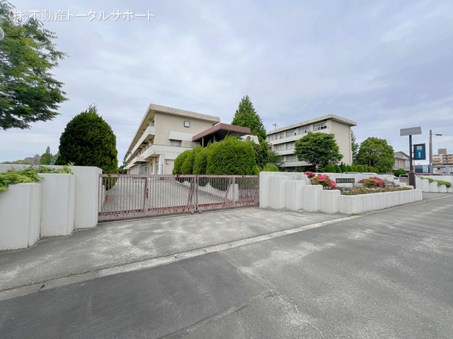 稲沢市立小正小学校　距離1400m