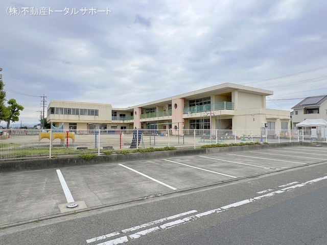 高御堂中央保育園　距離1320m
