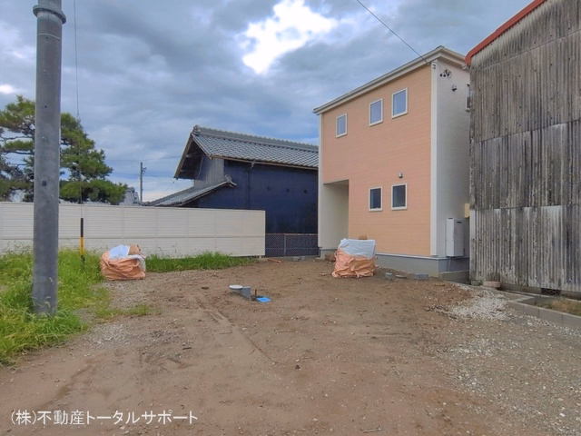 新築戸建て 稲沢市平和町法立北瀬古第4 3号棟 外構